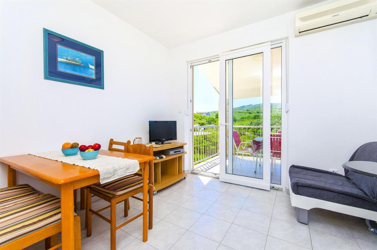 Apartments Kazimir Nečujam المظهر الخارجي الصورة