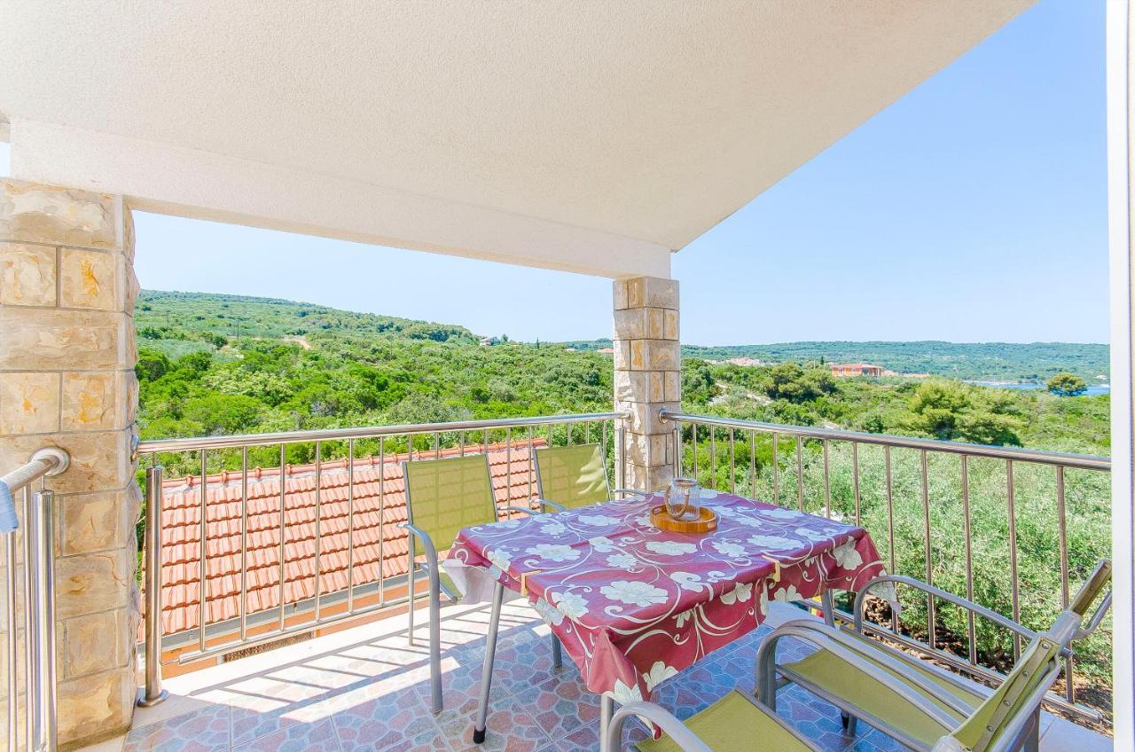 Apartments Kazimir Nečujam المظهر الخارجي الصورة