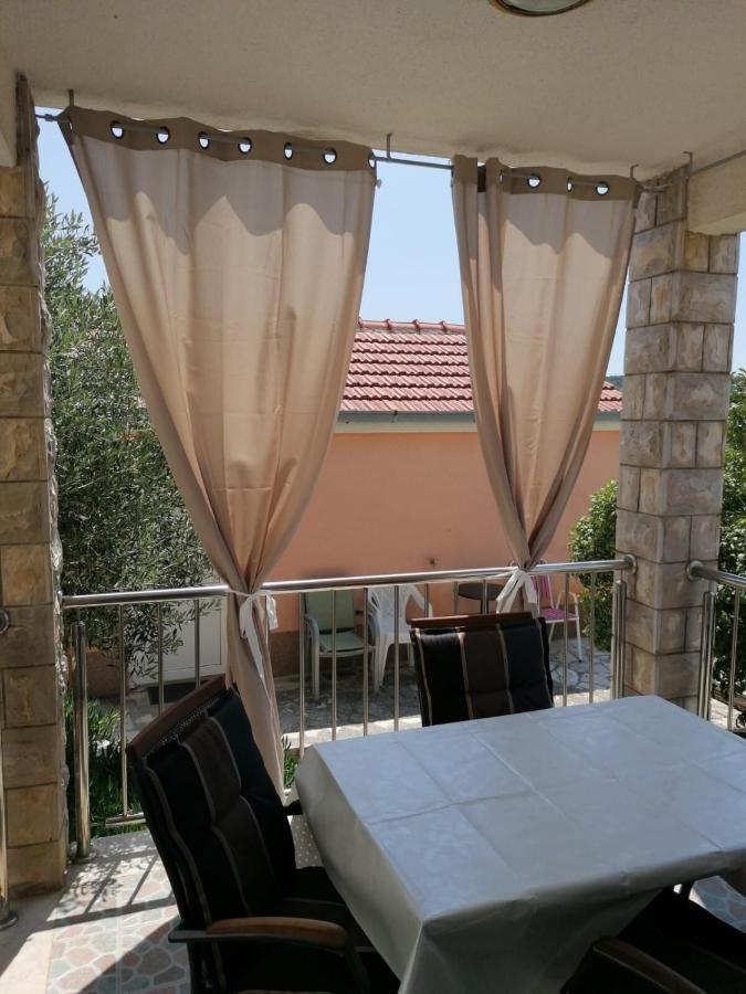 Apartments Kazimir Nečujam المظهر الخارجي الصورة